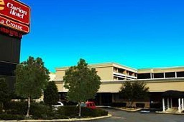 Clarion Hotel Lacrosse (Texarkana)